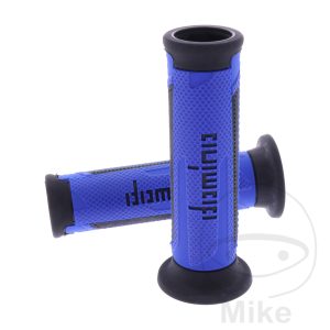 GRIPS A350 BLACK/BLUE DOMINO D.22/26MM OPEN NextPart.dk Reservedele Motorcykler touring Sport Racing Atv Oliefilter Luftfilter Bremseklodser Bremseskive Tændrør Kædekit Dæk GRIPS A350 BLACK/BLUE DOMINO D.22/26MM OPEN